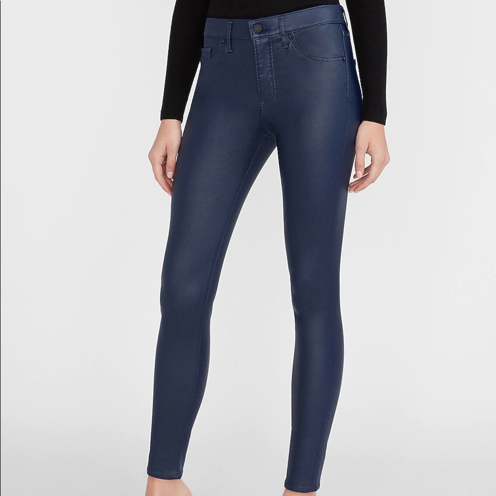 NWT Express coated skinny Jean size 4 short